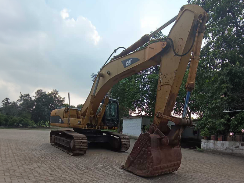 CAT 330C Crawler Excavator