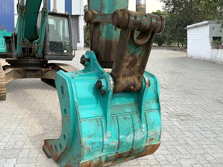 KOBELCO SK380XDLC Crawler Excavator